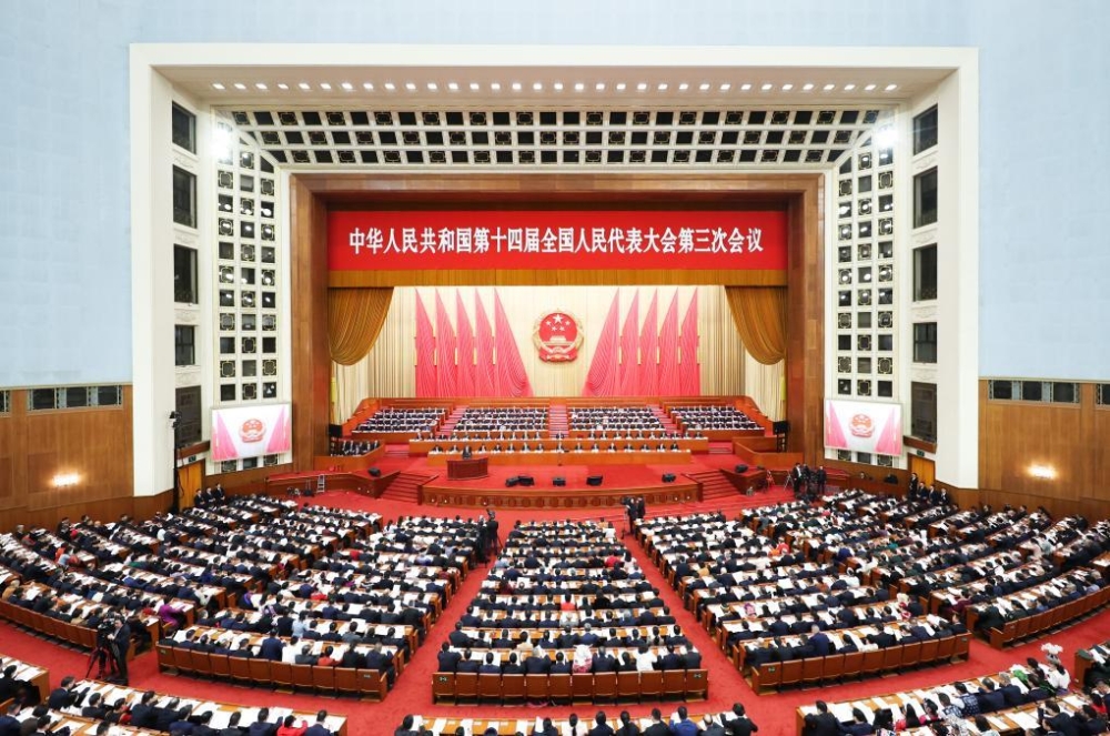 萬(wàn)馬股份黨員觀(guān)看第十四屆全國(guó)人大三次會(huì)議開(kāi)幕盛況